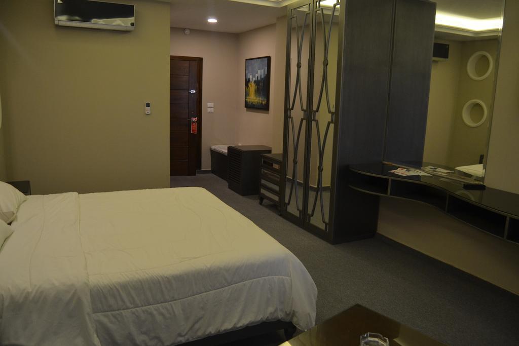 Platinum Hotel Sur Dış mekan fotoğraf